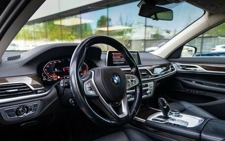 BMW 7 серия, 2019 год, 5 480 000 рублей, 16 фотография