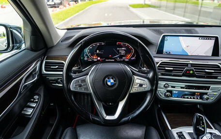 BMW 7 серия, 2019 год, 5 480 000 рублей, 17 фотография