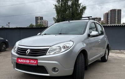 Renault Sandero I, 2013 год, 749 000 рублей, 1 фотография