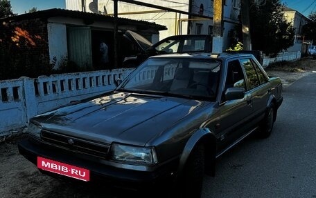 Nissan Bluebird VIII, 1989 год, 250 000 рублей, 2 фотография