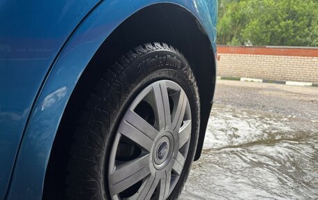 Ford Focus II рестайлинг, 2005 год, 350 000 рублей, 11 фотография