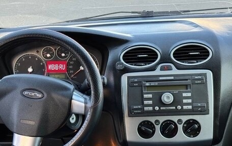 Ford Focus II рестайлинг, 2005 год, 350 000 рублей, 18 фотография
