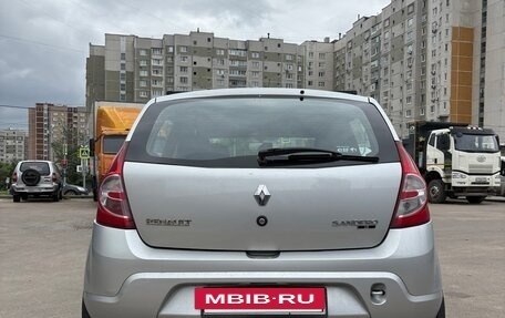 Renault Sandero I, 2013 год, 749 000 рублей, 4 фотография