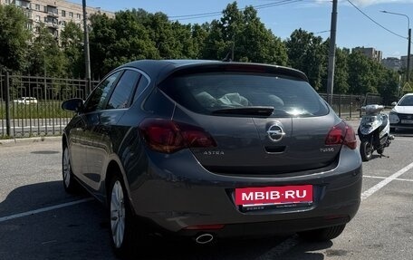 Opel Astra J, 2011 год, 690 000 рублей, 4 фотография