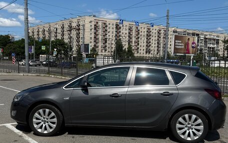 Opel Astra J, 2011 год, 690 000 рублей, 11 фотография
