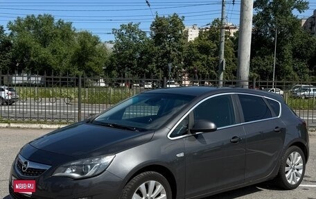Opel Astra J, 2011 год, 690 000 рублей, 10 фотография