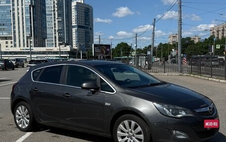 Opel Astra J, 2011 год, 690 000 рублей, 8 фотография