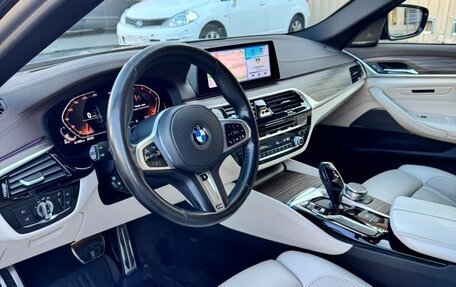 BMW 5 серия, 2019 год, 4 500 000 рублей, 13 фотография