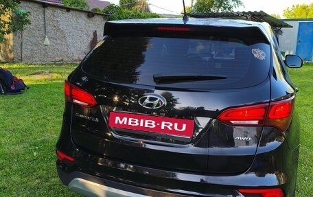 Hyundai Santa Fe III рестайлинг, 2016 год, 1 999 999 рублей, 3 фотография