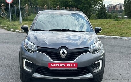 Renault Kaptur I рестайлинг, 2017 год, 1 450 000 рублей, 3 фотография