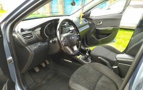 KIA Rio III рестайлинг, 2013 год, 840 000 рублей, 10 фотография