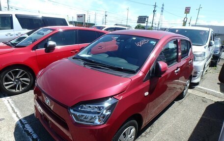 Daihatsu Mira e:S II, 2019 год, 1 100 000 рублей, 2 фотография