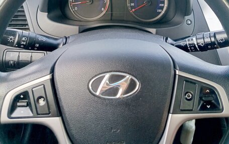 Hyundai Solaris II рестайлинг, 2014 год, 1 450 000 рублей, 14 фотография