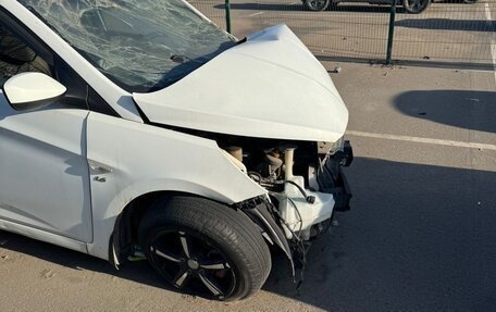 Hyundai Solaris II рестайлинг, 2014 год, 250 000 рублей, 11 фотография