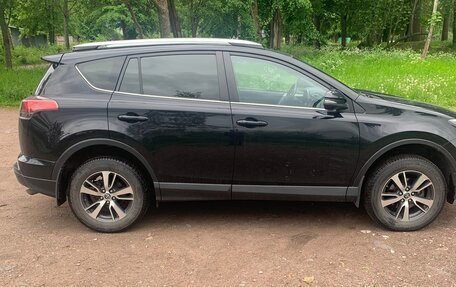 Toyota RAV4, 2017 год, 2 150 000 рублей, 6 фотография