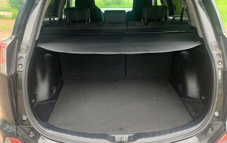 Toyota RAV4, 2017 год, 2 150 000 рублей, 10 фотография