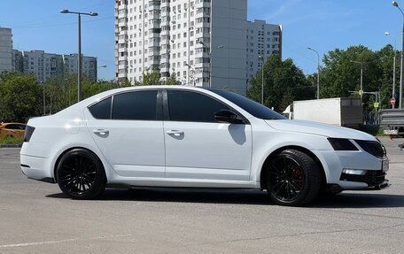 Skoda Octavia, 2017 год, 999 000 рублей, 3 фотография