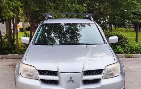Mitsubishi Outlander III рестайлинг 3, 2006 год, 449 000 рублей, 2 фотография