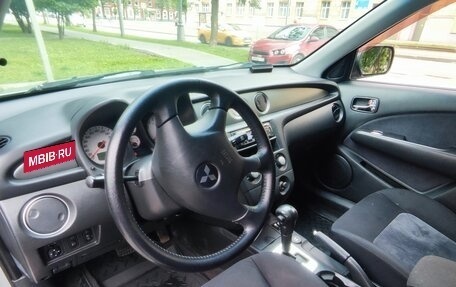 Mitsubishi Outlander III рестайлинг 3, 2006 год, 449 000 рублей, 13 фотография