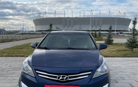 Hyundai Solaris II рестайлинг, 2015 год, 890 000 рублей, 2 фотография