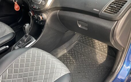 Hyundai Solaris II рестайлинг, 2015 год, 890 000 рублей, 19 фотография