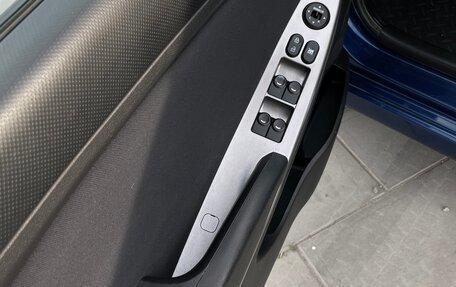 Hyundai Solaris II рестайлинг, 2015 год, 890 000 рублей, 16 фотография