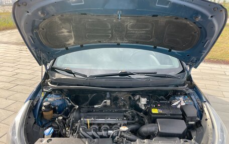 Hyundai Solaris II рестайлинг, 2015 год, 890 000 рублей, 23 фотография