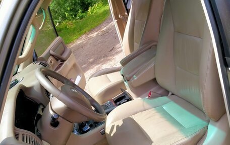 Toyota Land Cruiser 100 рестайлинг 2, 2002 год, 1 900 000 рублей, 13 фотография