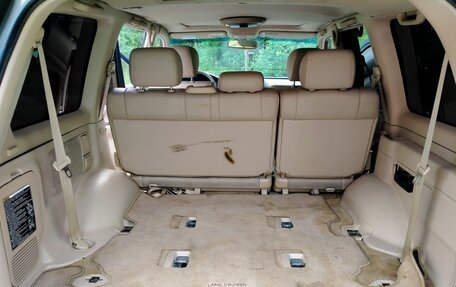 Toyota Land Cruiser 100 рестайлинг 2, 2002 год, 1 900 000 рублей, 27 фотография