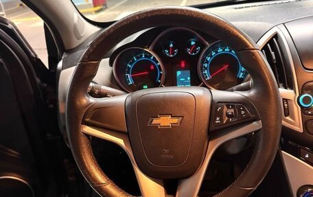 Chevrolet Cruze II, 2014 год, 850 000 рублей, 10 фотография