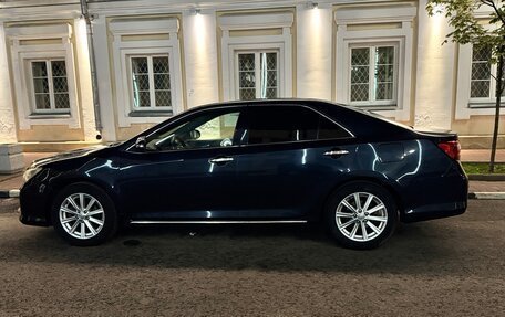 Toyota Camry, 2012 год, 1 780 000 рублей, 4 фотография