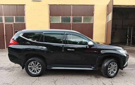 Mitsubishi Pajero Sport III рестайлинг, 2017 год, 3 100 000 рублей, 3 фотография