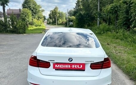 BMW 3 серия, 2012 год, 1 600 000 рублей, 3 фотография