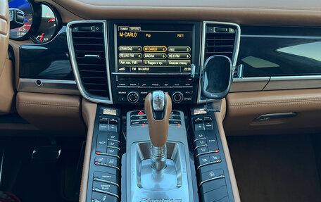 Porsche Panamera II рестайлинг, 2015 год, 2 985 000 рублей, 16 фотография