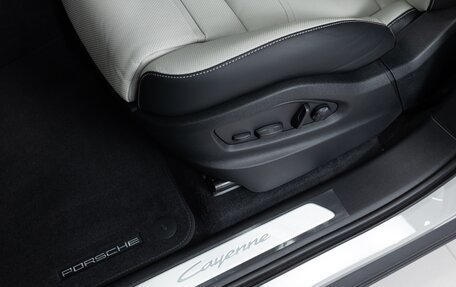 Porsche Cayenne III, 2025 год, 16 390 000 рублей, 11 фотография