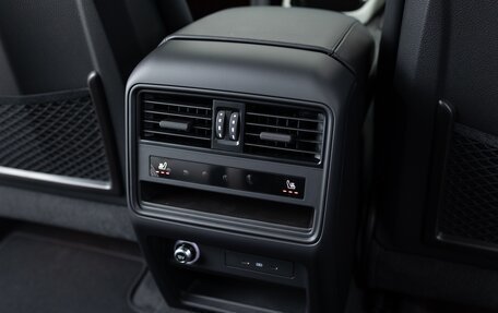 Porsche Cayenne III, 2025 год, 16 390 000 рублей, 26 фотография