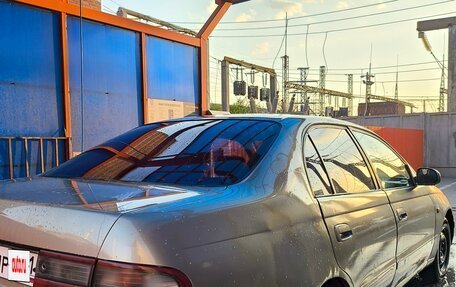 Toyota Carina, 1993 год, 150 000 рублей, 23 фотография
