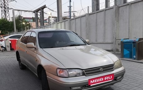 Toyota Carina, 1993 год, 150 000 рублей, 24 фотография