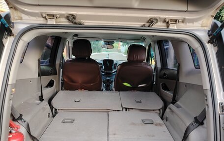 Chevrolet Orlando I, 2011 год, 980 000 рублей, 13 фотография