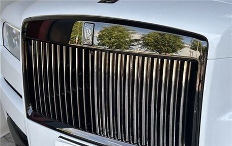 Rolls-Royce Cullinan, 2024 год, 44 350 000 рублей, 2 фотография