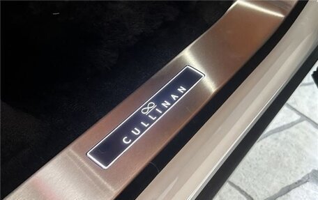 Rolls-Royce Cullinan, 2024 год, 44 350 000 рублей, 14 фотография