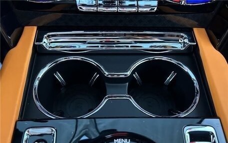 Rolls-Royce Cullinan, 2024 год, 44 350 000 рублей, 22 фотография