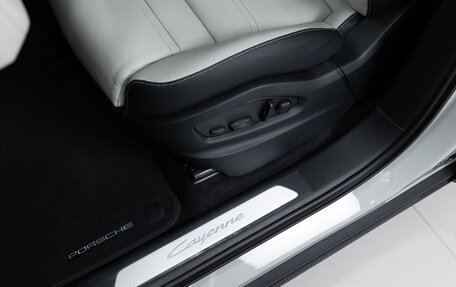 Porsche Cayenne III, 2025 год, 16 390 000 рублей, 11 фотография