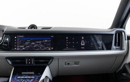 Porsche Cayenne III, 2025 год, 16 390 000 рублей, 20 фотография