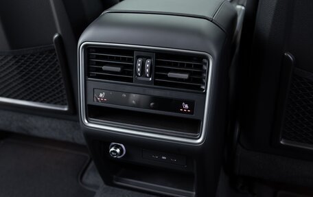 Porsche Cayenne III, 2025 год, 16 390 000 рублей, 24 фотография