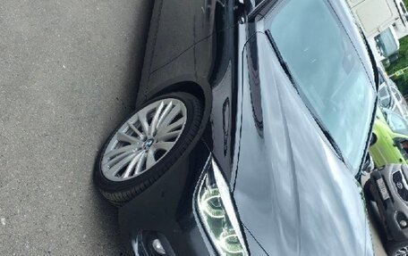 BMW 3 серия, 2019 год, 2 350 000 рублей, 3 фотография