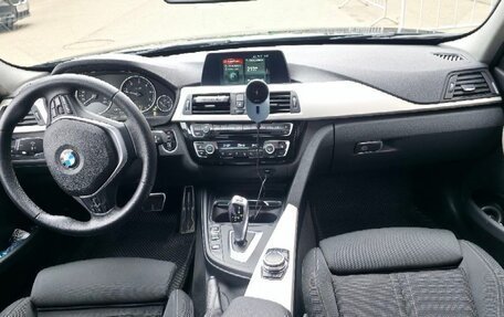 BMW 3 серия, 2019 год, 2 350 000 рублей, 11 фотография