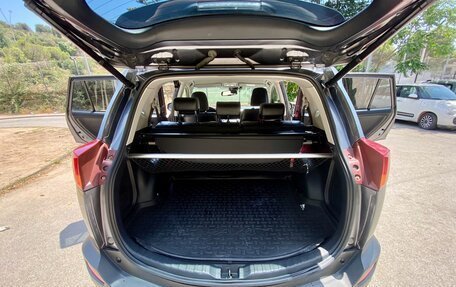 Toyota RAV4, 2014 год, 2 300 000 рублей, 9 фотография