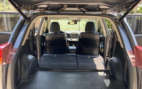 Toyota RAV4, 2014 год, 2 300 000 рублей, 11 фотография