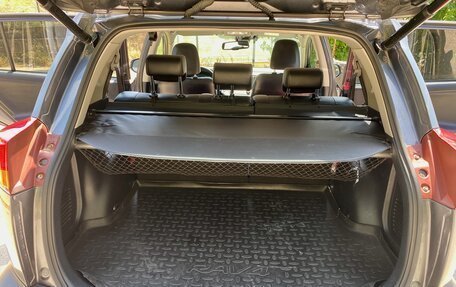 Toyota RAV4, 2014 год, 2 300 000 рублей, 10 фотография